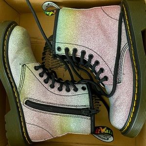Girls Dr. martens with bouncing soles